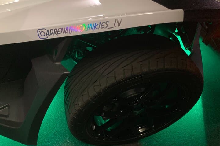 Topless Polaris Slingshot Rental in Las Vegas — 2-Hour Desert & Strip Drive photo 6
