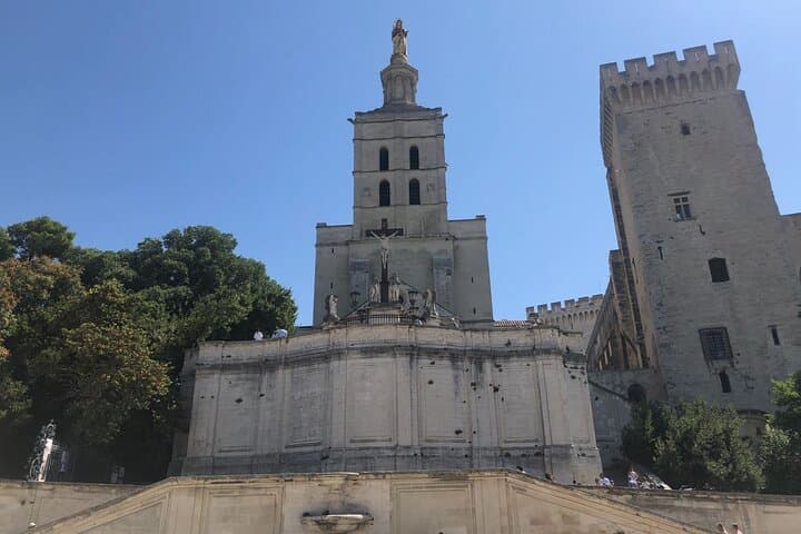 Self-Guided e-Scavenger Hunt in Avignon — Interactive City Game photo 6