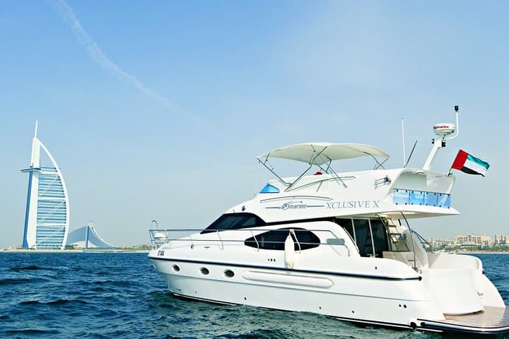 Dubai private 3-hour luxury yacht charter with optional jet ski photo 5