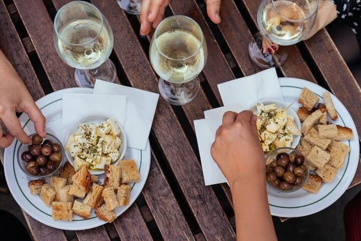 Private Guimaraes Walking Food Tour: Tastes & Stories of Portugal