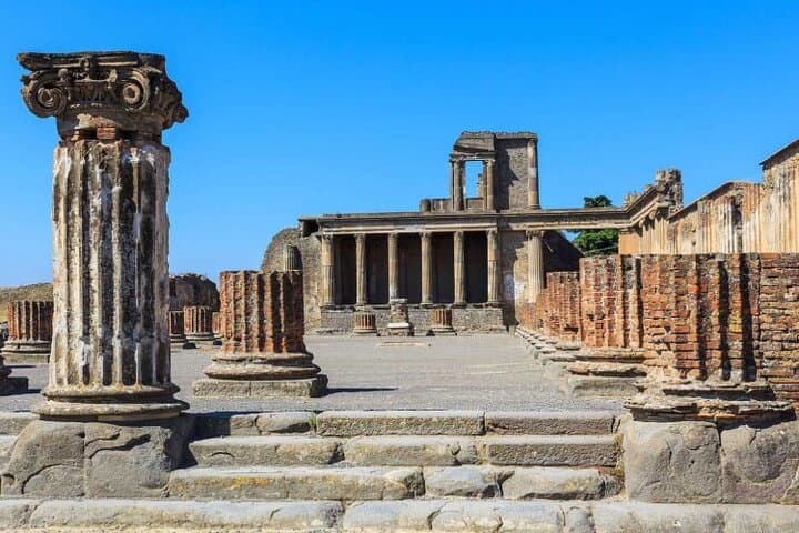 Pompeii and Mt Vesuvius Day Trip from Naples: Guided Tour to the Crater photo 5