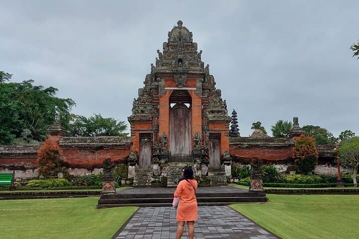 Exploring Bali’s Royal and Water Temples: A Journey Through History photo 6