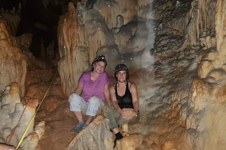Crystal Cave Belize: Full-Day Cave Expedition to Mountain Cow Cave & Inland Blue Hole
