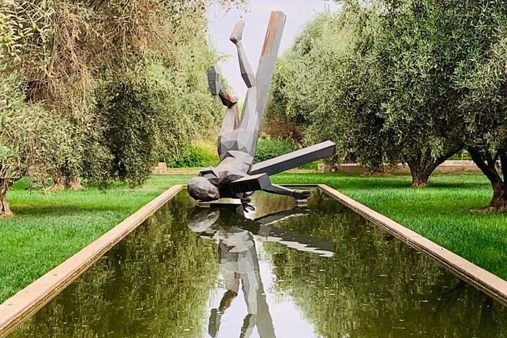 Private Walking Tour: Hidden Gardens & Street Art in Marrakech photo 5