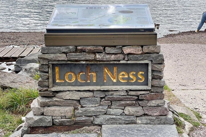 Loch Ness Day Tour from Inverness: Urquhart Castle, Highland History and Loch Views