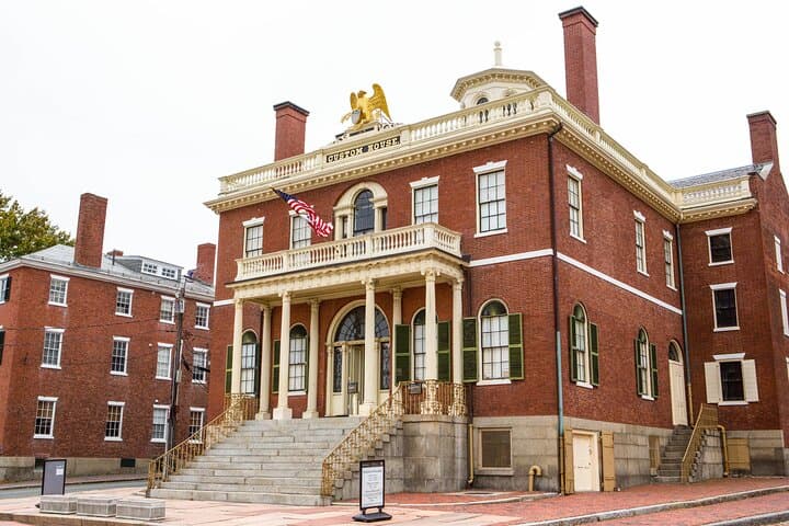 Salem Merchants and Mansions: Guided Architecture Walking Tour of Historic Salem photo 5