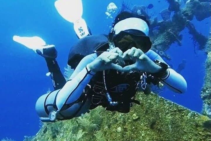 Try Scuba in Tayrona Park: 4-Hour Introductory Diving Course from Santa Marta photo 2