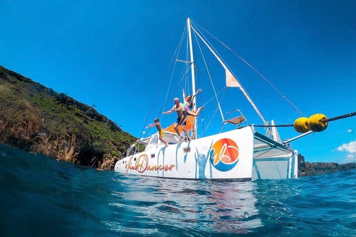 Full-Day Ilot Gabriel Catamaran Cruise from Grand Baie, Mauritius