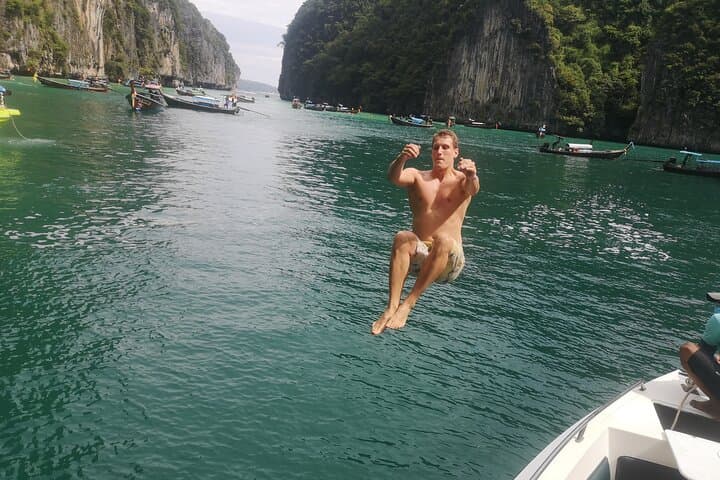 Private Speedboat to Phi Phi: Maya Bay, Pileh Lagoon & Koh Khai Day Trip from Phuket photo 2