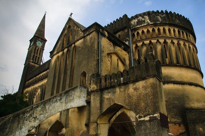 Full-Day Zanzibar: Stone Town, Kuza Cave, Paje Beach & Salaam Cave photo 3
