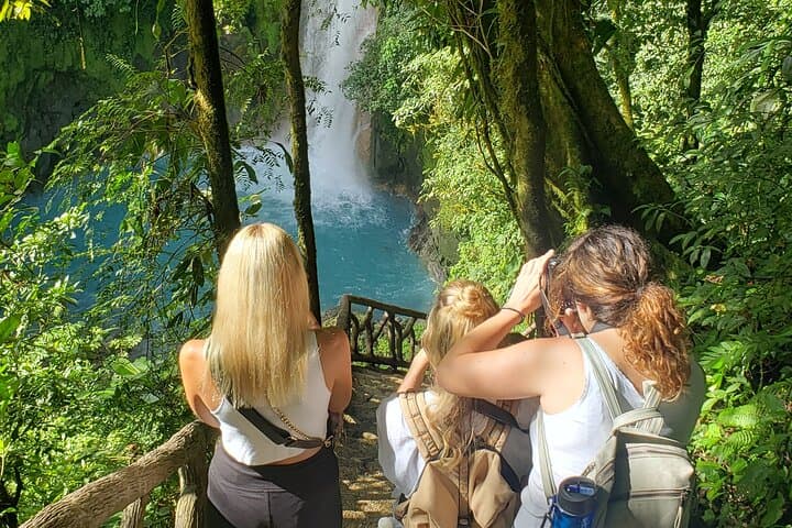 Rio Celeste Nature Hike — Tenorio’s Blue River Walk & Wildlife Viewing