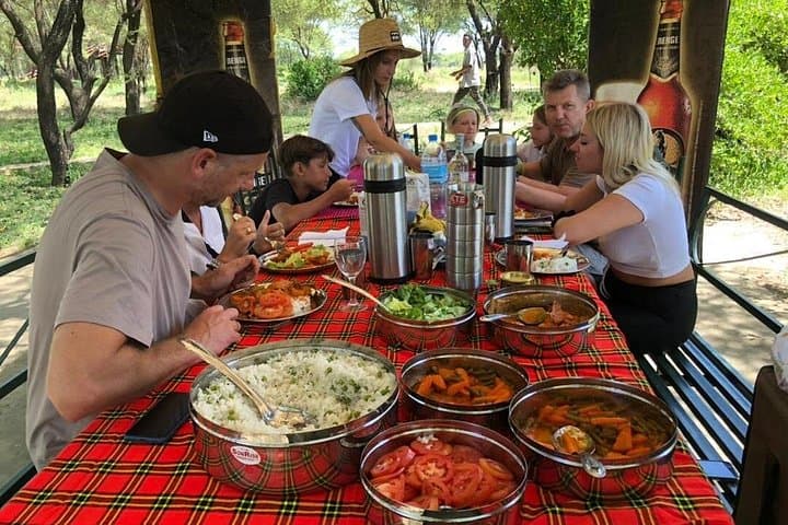 4-Day Budget Camping Safari: Serengeti, Ngorongoro & Tarangire photo 2