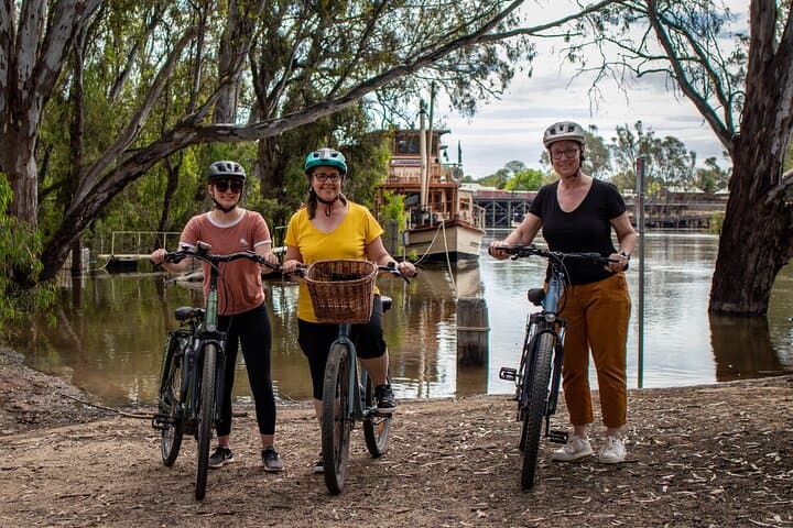 Echuca Scenic Guided E-Bike Tour Along the Murray River photo 4