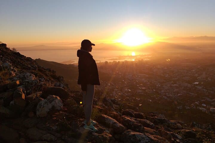 Lion's Head Hike, Cape Town: Sunrise-to-Summit Guide