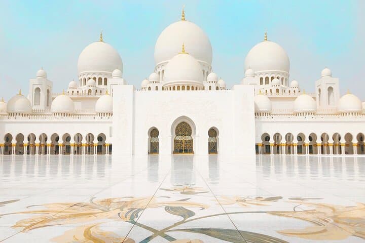 Private Abu Dhabi Day Trip from Dubai: Sheikh Zayed, Louvre & Qasr Al Watan