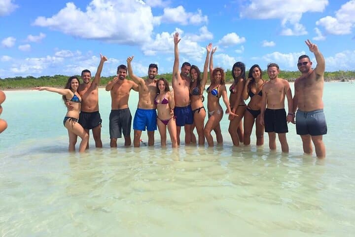Bacalar Sailing: Seven Colors Lagoon Day Trip from Cancún photo 6