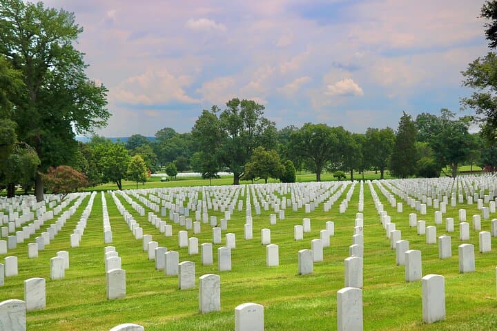 Full-Day Washington DC Guided Monuments & History Tour From New York photo 6