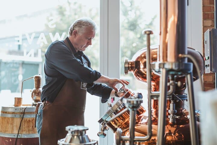 Sky Wave Gin Distillery Experience in Oxford — Tasting and Tour photo 6