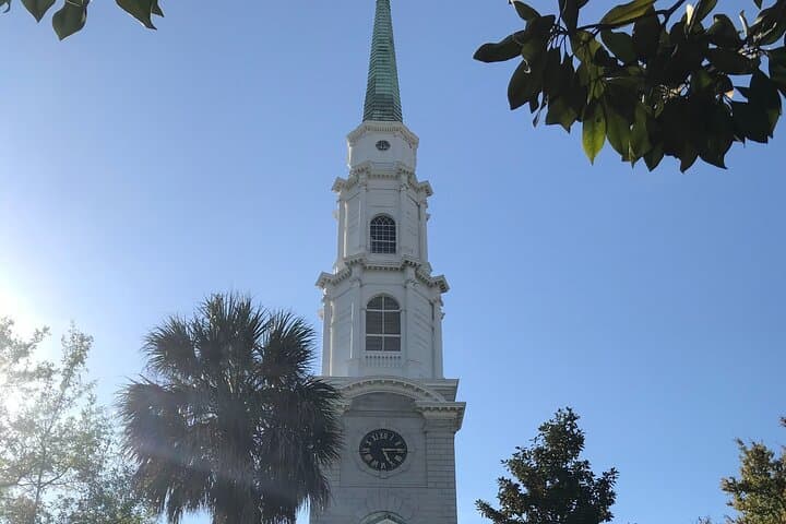 Historic Savannah Walking Tour: Squares, Stories & Southern Memory photo 4