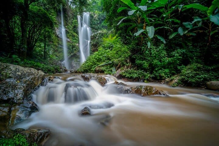 Doi Inthanon Pha Dok Siew Trek: Waterfalls, Hill Tribes & Summit Trails photo 6