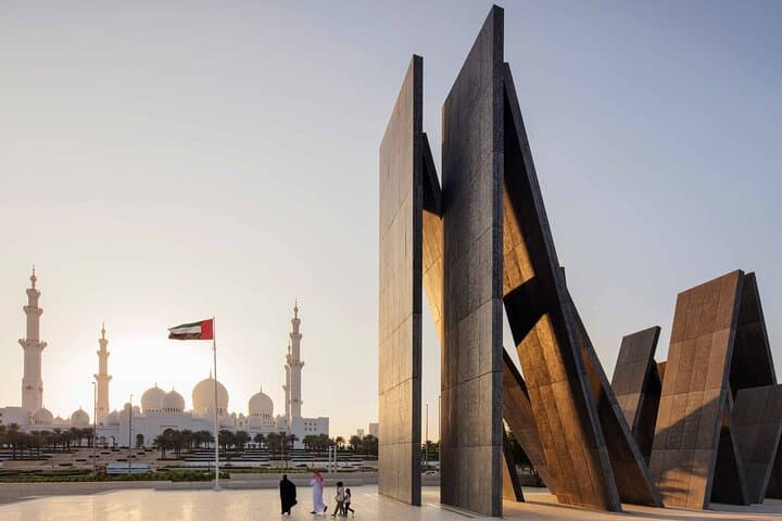 Abu Dhabi Full-Day City & Cultural Tour: Sheikh Zayed Mosque, Heritage Village & BAPS Mandir photo 4