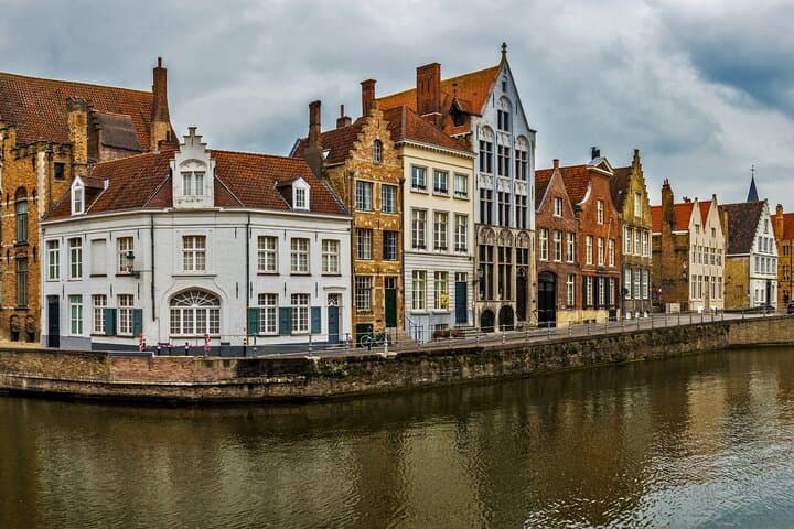 Bruges Self-Guided Scavenger Hunt & Audio Walking Tour photo 2