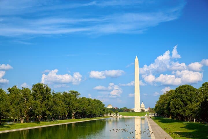 National Mall Democracy Quest: Capitol & Library Exploration Game