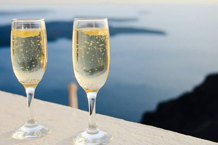 Honeymoon Private Santorini Luxury Guided Tour: Oia, Caldera & Santo Wines photo 1