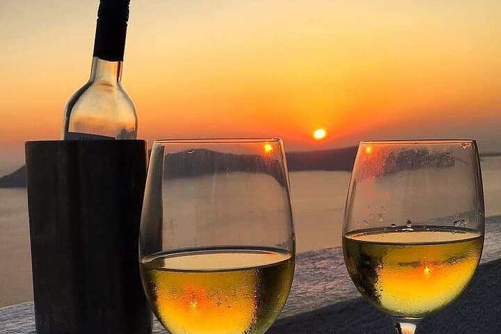 Honeymoon Private Santorini Luxury Guided Tour: Oia, Caldera & Santo Wines photo 4