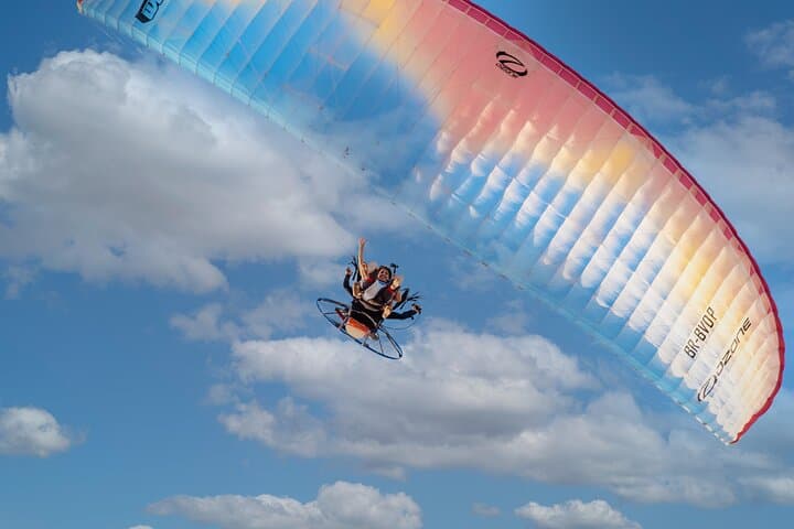 Paramotor Flight Over Praia do Futuro: Smooth Aerial Rides in Fortaleza photo 3