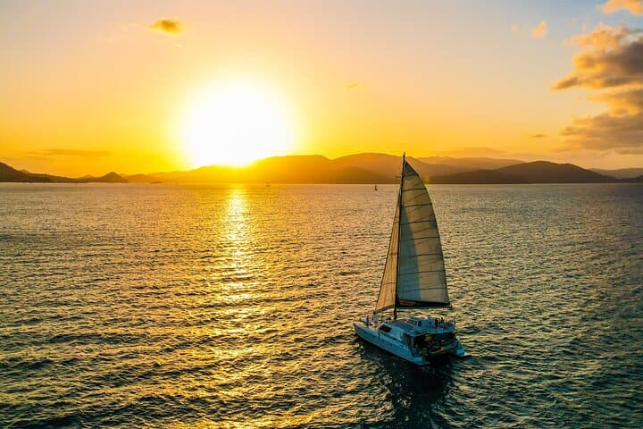 Private 2-Hour Sunset Yacht Hire in the Whitsundays — Airlie Beach Charter photo 4