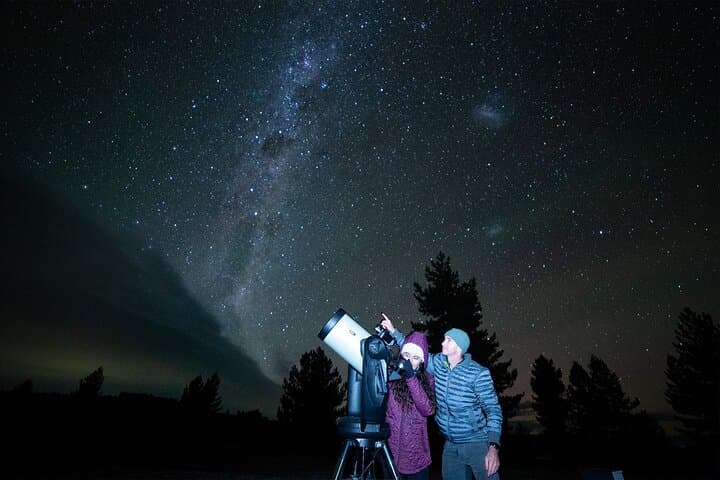 Lake Tekapo Stargazing Tour — Shared Night-Sky Session with Telescope & Marshmallows photo 4