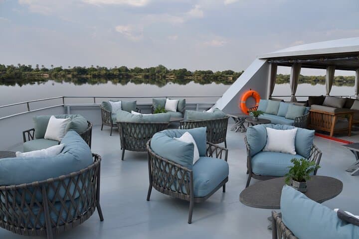 Sunset Zambezi Cruise and Potjie Dinner on the Banks of Victoria Falls photo 2