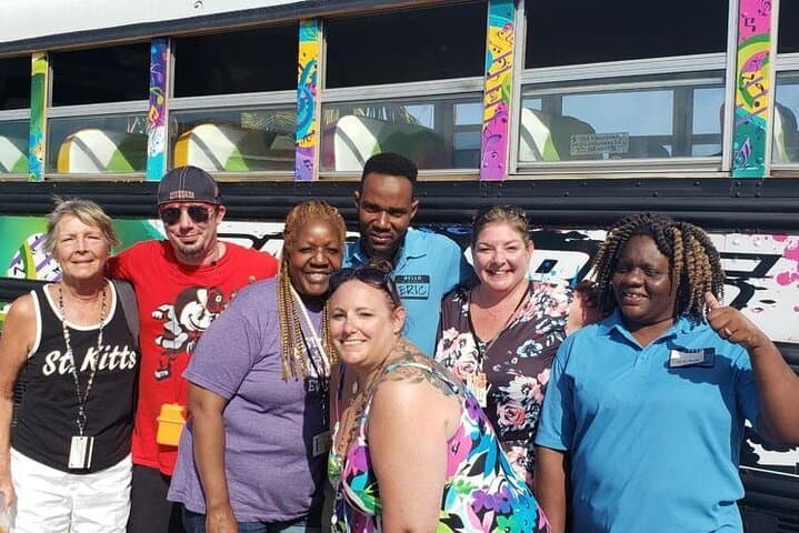 St Kitts Party Bus: Half-Day Basseterre City Tour and Frigate Bay Beach