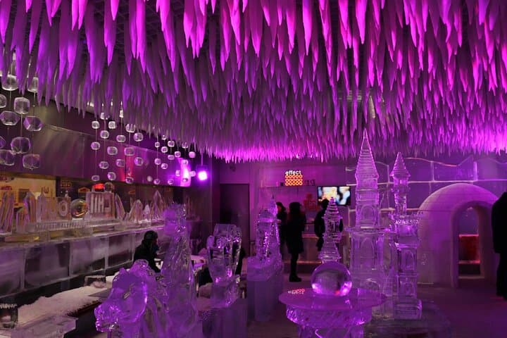 Chillout Ice Lounge Dubai: Experience 6°C Below Zero in the Desert photo 2
