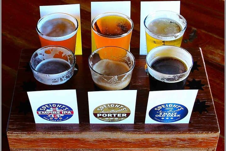Napier Bay Tasting Tour: Beer, Wine, Cider & Gin Small-Group Experience photo 3