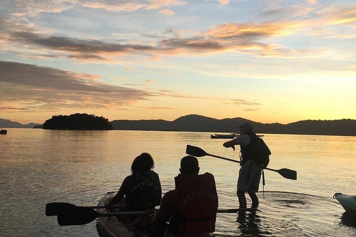 Sunrise Paddling in Paraty: Bay Canoe & Kayak Experience photo 3