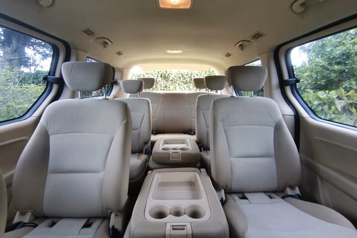 Private Transfer from SJO to Manuel Antonio — 3-Hour Door-to-Door Ride with Crocodile Bridge Stop photo 2