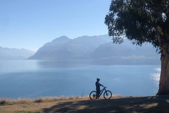 E‑Bike Hawea River Track: 30km Easy Ride from Lake Hawea to Wanaka photo 2