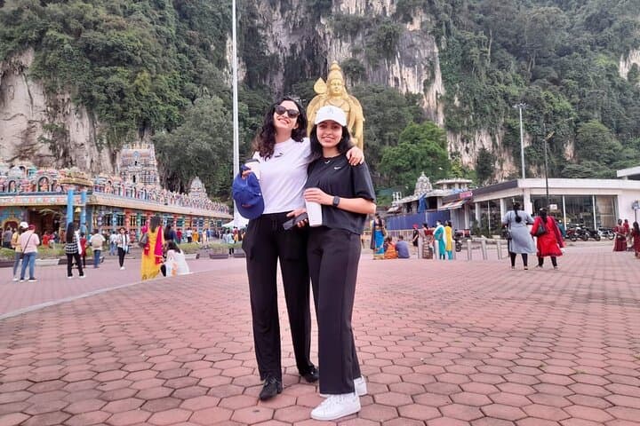 Batu Caves Tour: Climb 272 Steps to Kuala Lumpur’s Limestone Temples photo 2