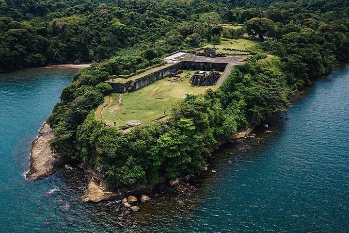 Panama Canal & San Lorenzo Fort Day Trip — Gatun Locks to Agua Clara photo 1