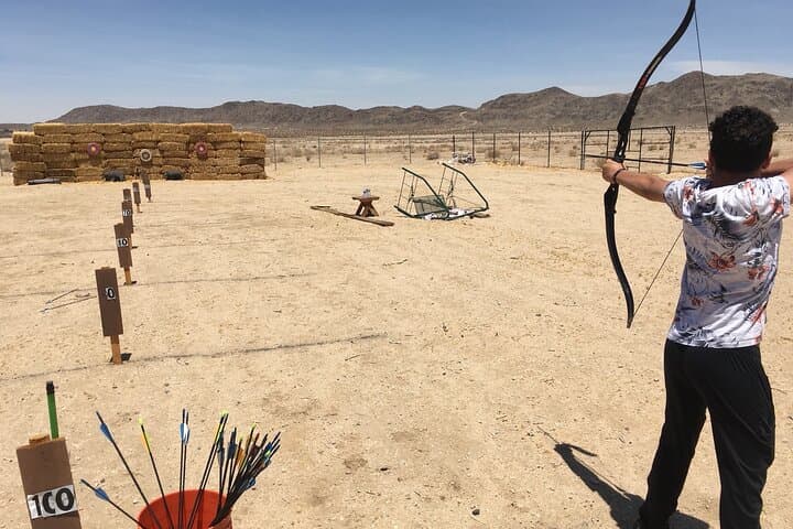 Private Archery Session Near Joshua Tree — 1-Hour Guided Range on a Desert Lot photo 4