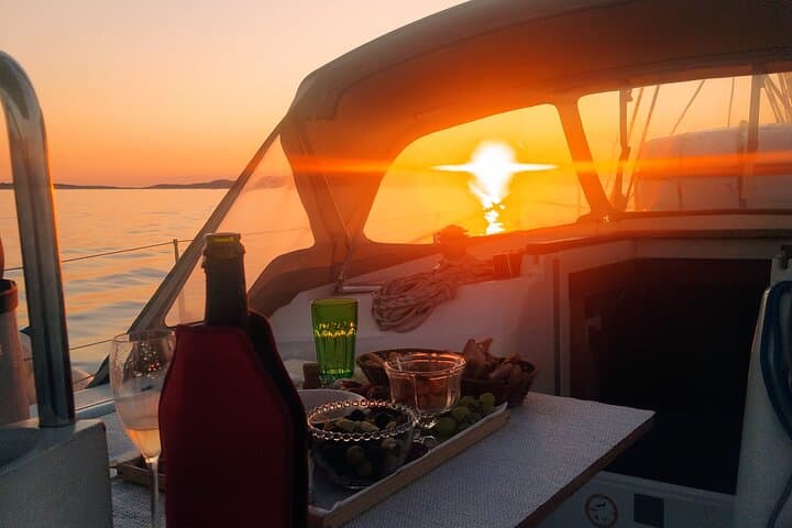 Small-Group Ibiza Sunset Sail with Cava and Gourmet Appetizers photo 6