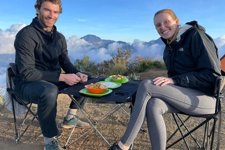 Mount Rinjani Second Summit Trek: 2-Day Senaru Crater Rim Camping photo 4