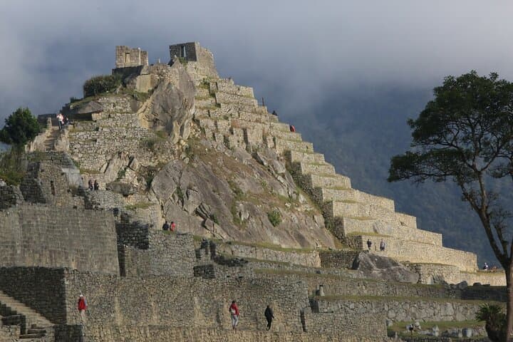 Sacred Valley & Machu Picchu Sunrise: 2-Day Guided Experience photo 6