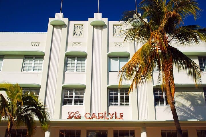 Art Deco & Hidden Gems Walking Tour in Miami Beach: Ocean Drive to Secret Rooftops photo 4