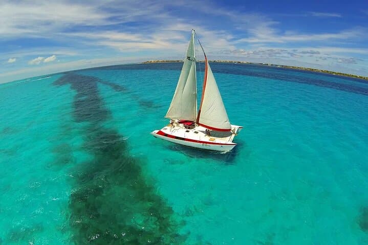 Isla Mujeres & Chichen Itza Two-Day All-Inclusive: Sail, Snorkel and Explore the Mayan Ruins photo 2