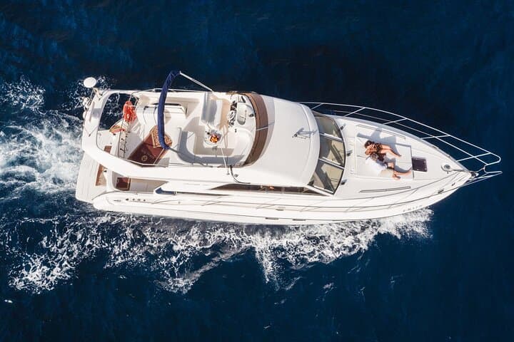 Luxury Yacht Whale & Dolphin Watching from Las Galletas, Tenerife photo 4