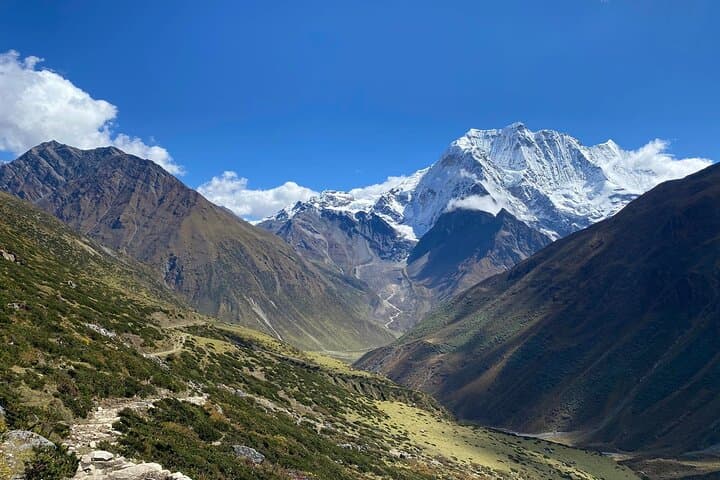 Manaslu Circuit Trek: Conquer Larke Pass on a Remote Himalayan Circuit photo 2