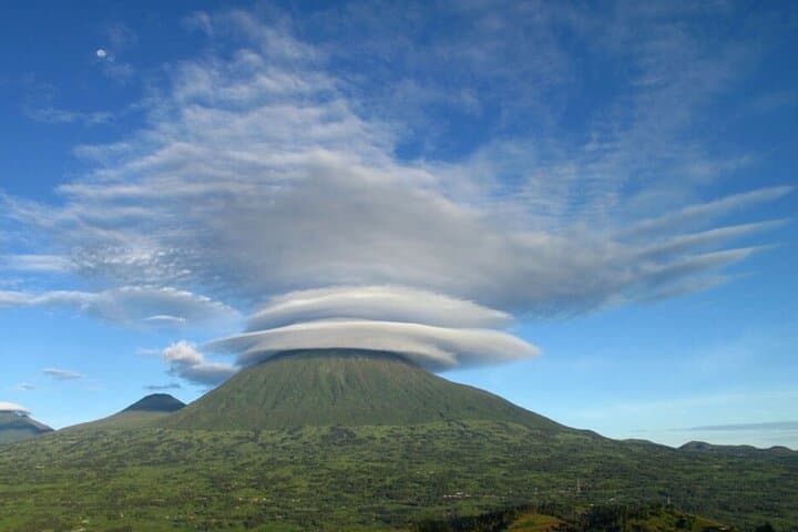 Full-Day Mt. Bisoke Hike: Volcano Trail in Rwanda's Virunga Range photo 4